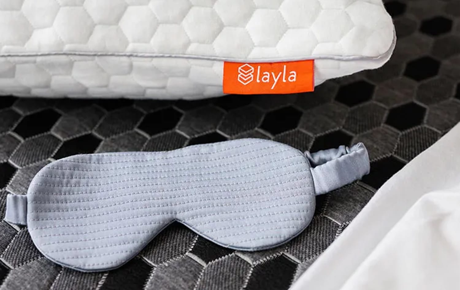 12 Tips for Sleeping in Airports: A Guide for the Common Traveler