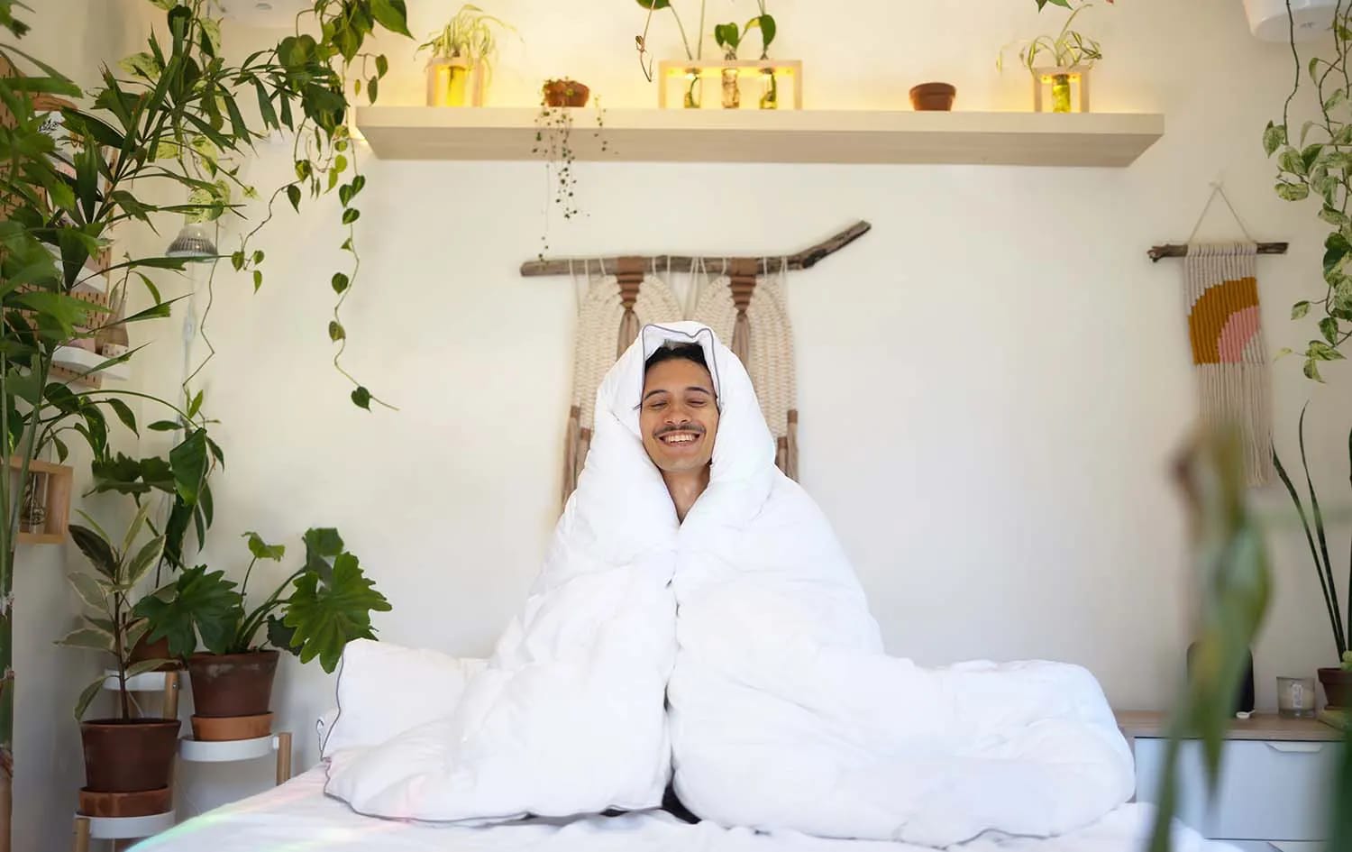 How to Find the Best Down Comforter for Hot Sleepers